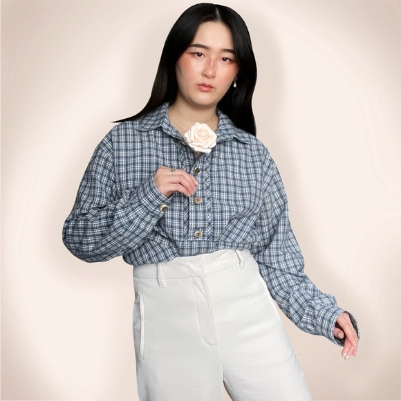 vtg navy + white + beige plaid button up shirt - Picture 3 of 4